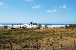 There's actually a guy you can see on that giant peak in the tow-in zone at Tres Palmas.